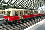 Dessau ? - S-Bahn Berlin "488 501-8"
08.06.2003
Berlin, Ostbahnhof [D]
Ernst Lauer