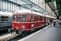 Esslingen 18906 - BSW Haltingen "ET 25 015a"
23.10.1988
Stuttgart, Hauptbahnhof [D]
Ernst Lauer
