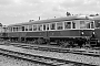 Esslingen 23385 - DEW "VT 110"
13.08.1989
Rinteln, Bahnhof Rinteln Nord [D]
Dietrich Bothe