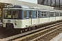LHW 6192/3 - DB "471 110-7"
13.10.1986
Hamburg, Bahnhof Hamburg Dammtor [D]
Edgar Albers