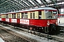 O&K ? - S-Bahn Berlin "477 185-3"
22.07.1998
Berlin, Ostbahnhof [D]
Ernst Lauer