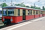 WUMAG ? - S-Bahn Berlin "476 412-2"
06.03.1997
Birkenwerder, Bahnhof [D]
Ernst Lauer