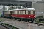 WUMAG 8397 4/33 - DWE "147 080 Halle"
04.10.2003
Dessau, Bahnhof [D]
Ralf Lauer